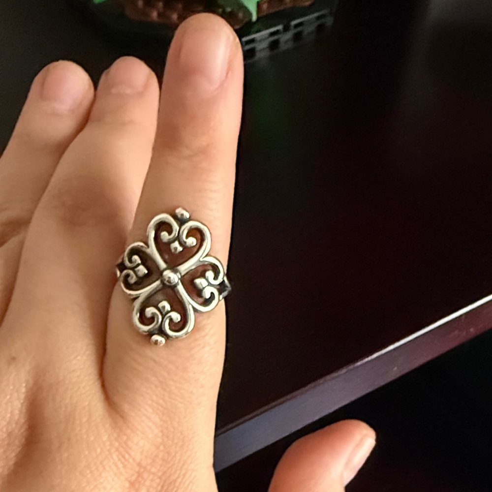 James Avery Silver Scroll Ring - image 3